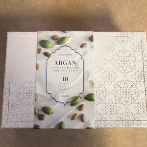 Josie Maran Argan Anniversary Collection
